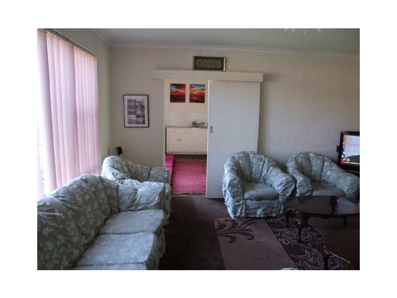 10 Pittosporum Grove, Doveton VIC 3177