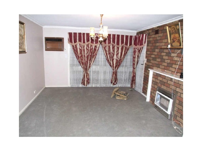 19 Purley Drive, Dandenong North VIC 3175