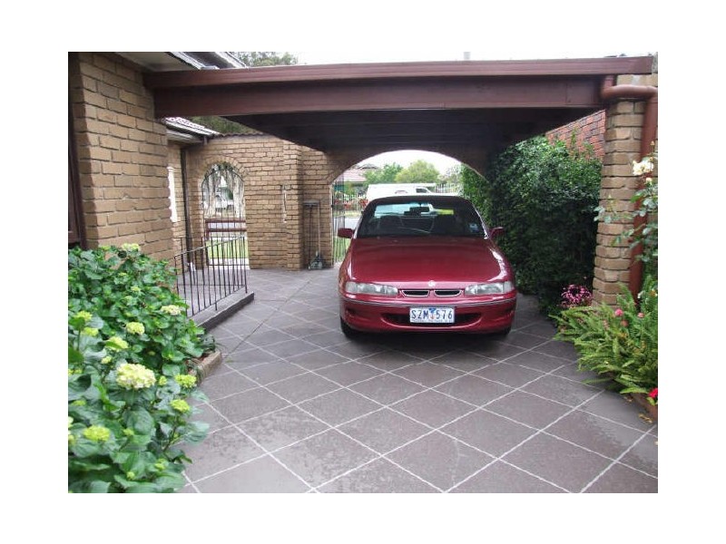 352 Corrigan Road, Keysborough VIC 3173