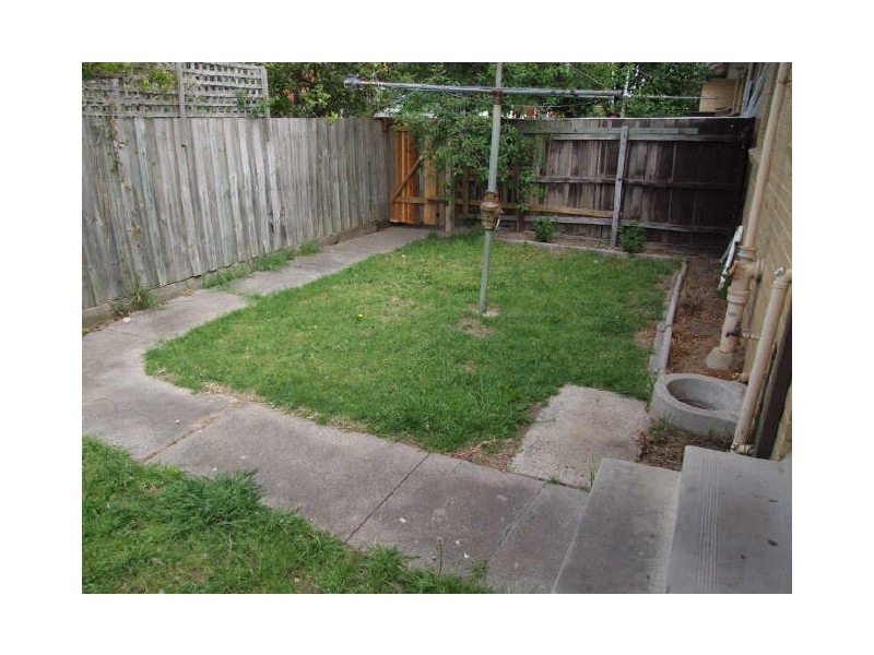 4/35 Herbert Street, Dandenong VIC 3175