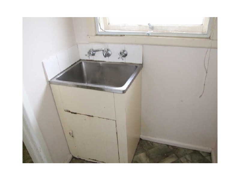 4/35 Herbert Street, Dandenong VIC 3175