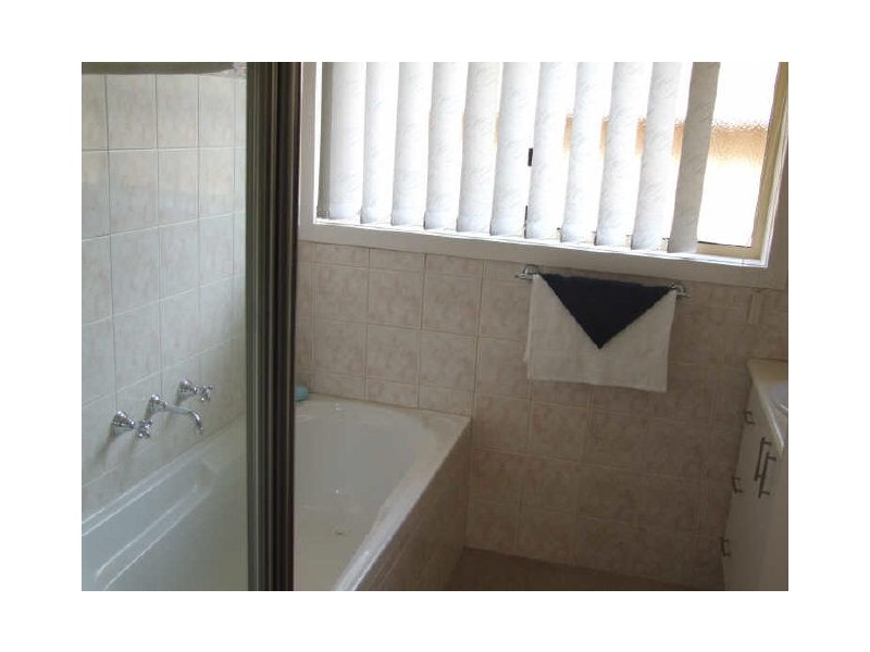 Unit 2/12 Burrows Avenue, Dandenong VIC 3175