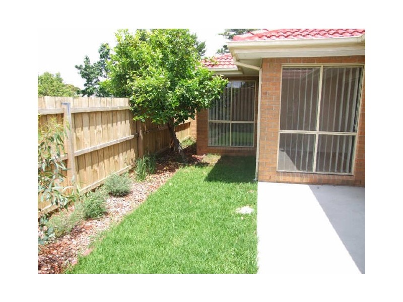 Unit 2/12 Burrows Avenue, Dandenong VIC 3175