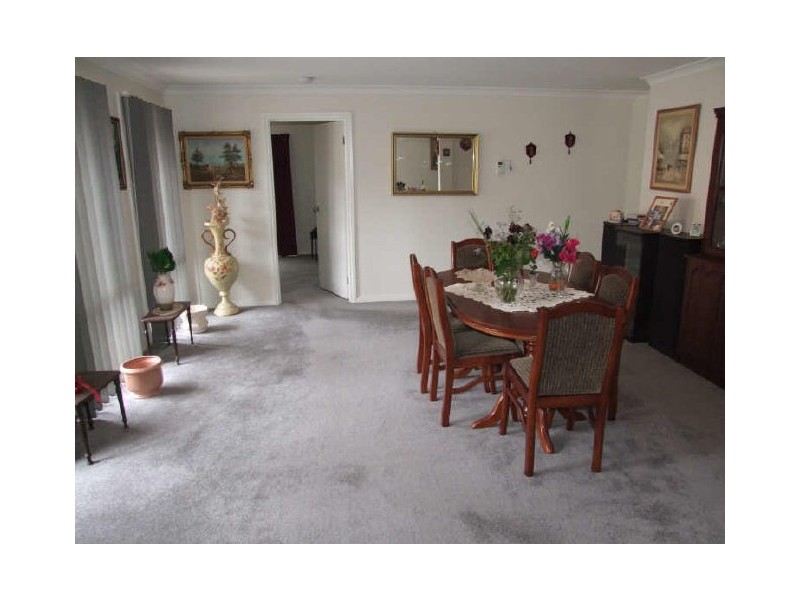 Unit 2, 24 Frawley Road, Eumemmerring VIC 3177