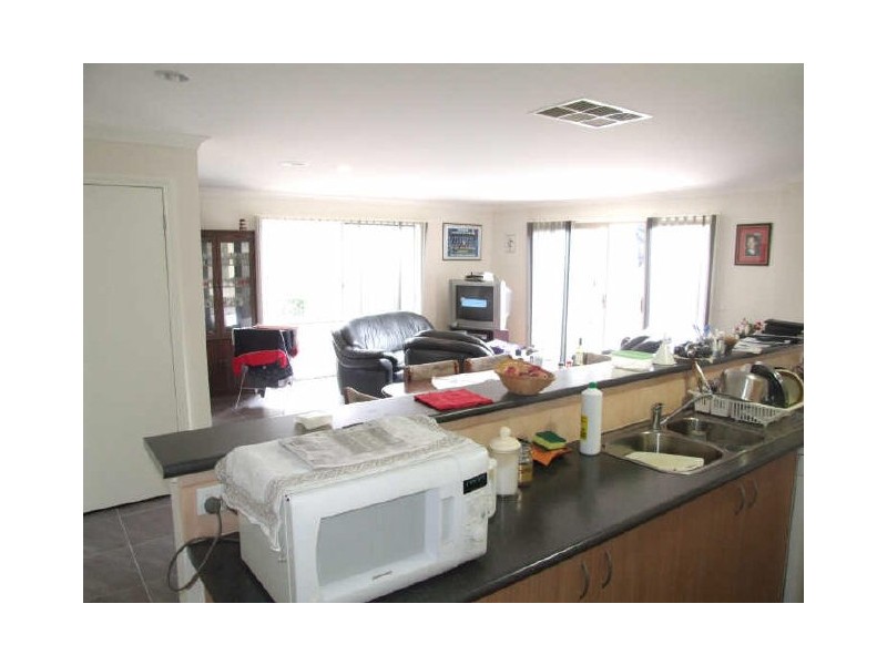 Unit 2, 24 Frawley Road, Eumemmerring VIC 3177