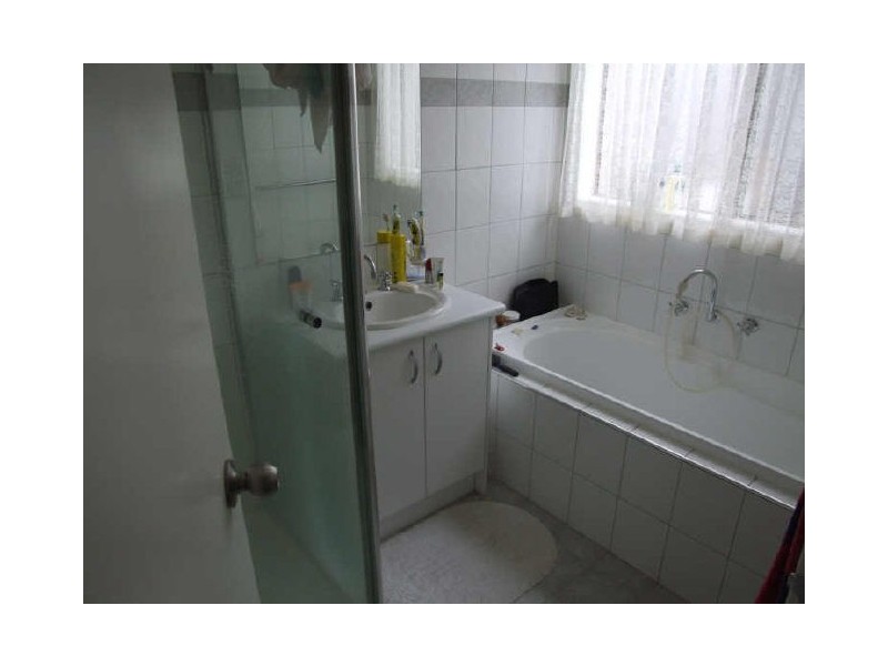 Unit 2, 24 Frawley Road, Eumemmerring VIC 3177