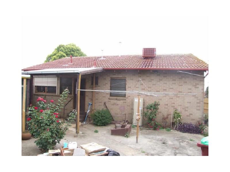 18 Ti Tree Drive, Doveton VIC 3177