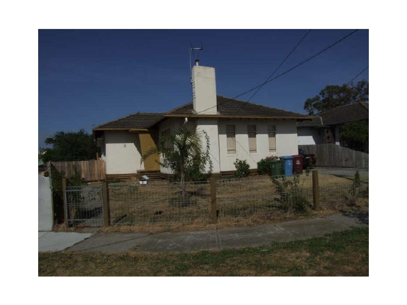 11 Reid Court, Dandenong North VIC 3175