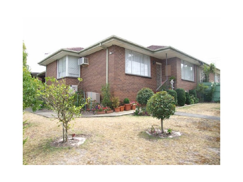 Unit 1/11 Sabine Avenue, Dandenong North VIC 3175