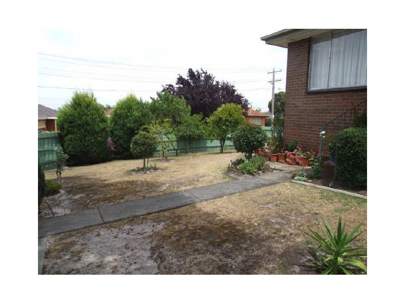 Unit 1/11 Sabine Avenue, Dandenong North VIC 3175