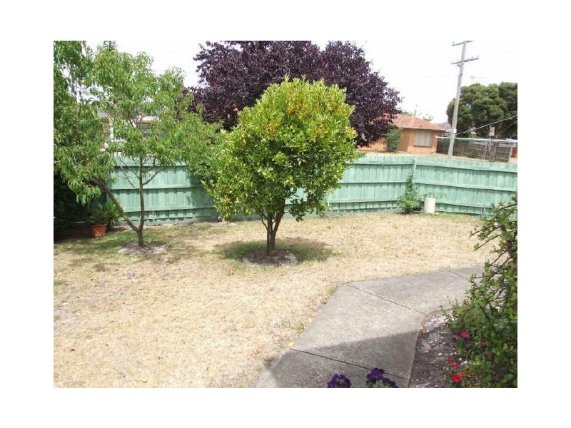 Unit 1/11 Sabine Avenue, Dandenong North VIC 3175