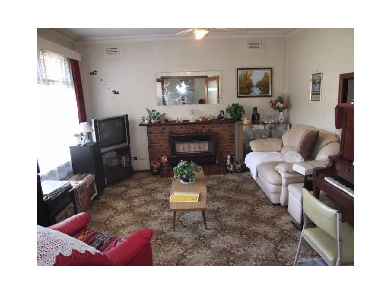 9 Fox Court, Dandenong VIC 3175