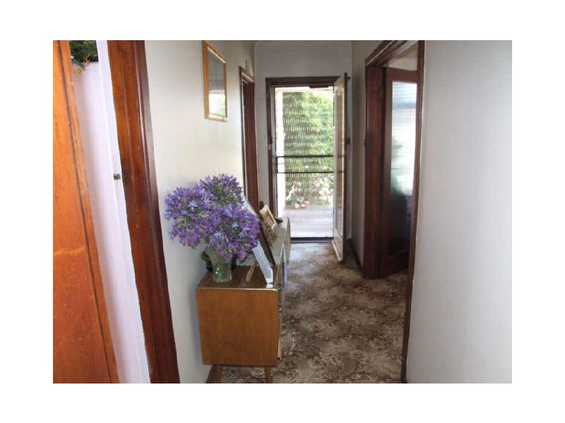 9 Fox Court, Dandenong VIC 3175