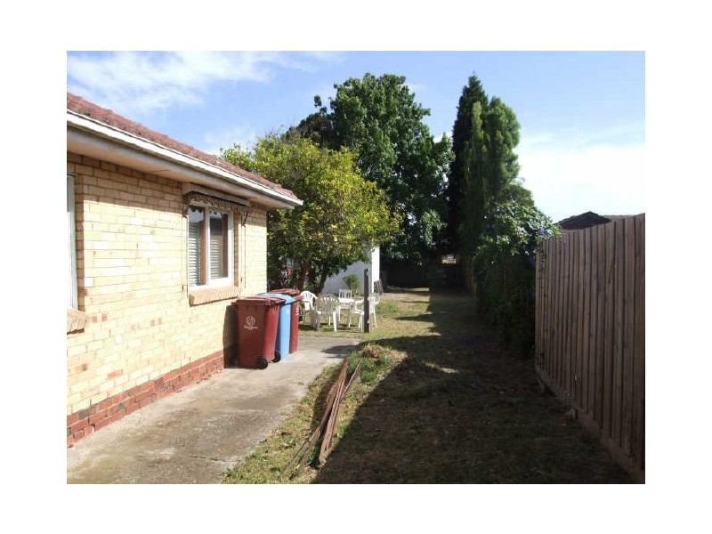 9 Fox Court, Dandenong VIC 3175