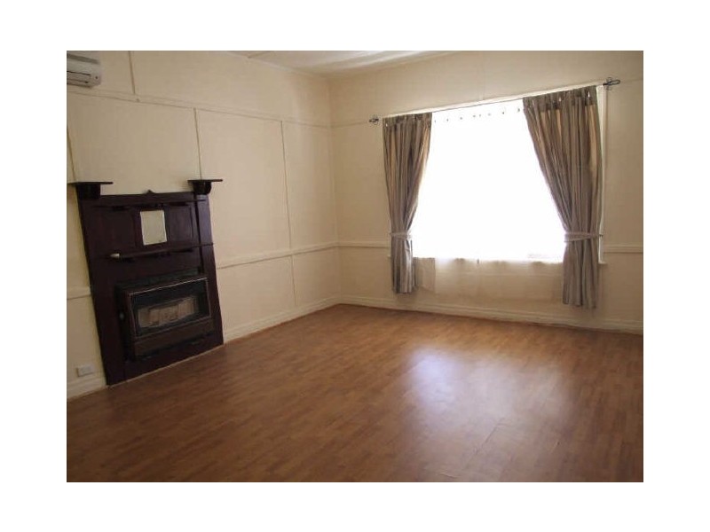 1/24 Jones Road, Dandenong VIC 3175