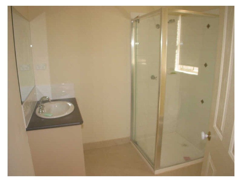 6 Viola Avenue, Pakenham VIC 3810