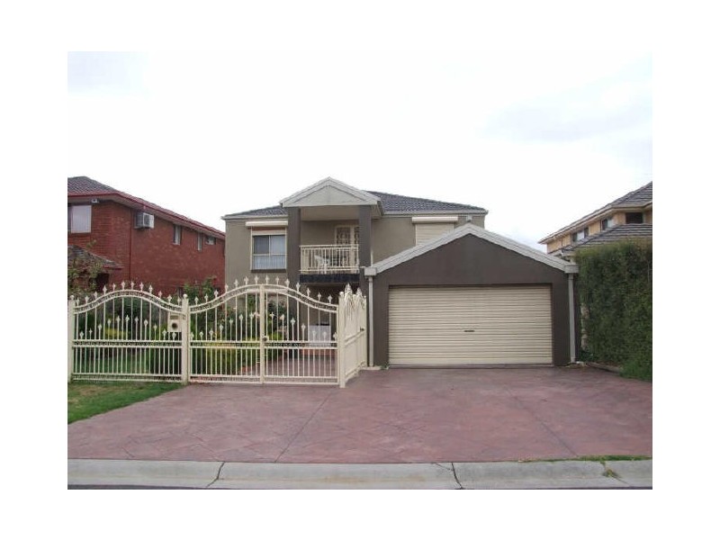 11 Erin Place, Keysborough VIC 3173