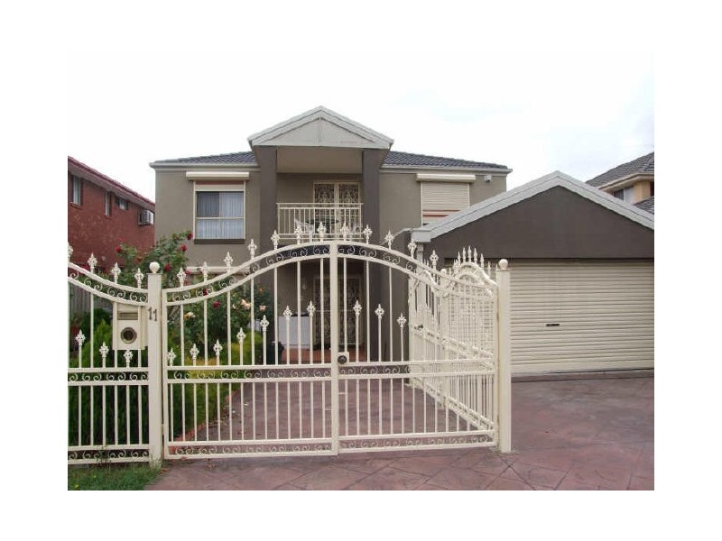11 Erin Place, Keysborough VIC 3173