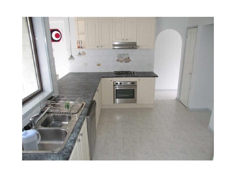 7 Hughes Close, Endeavour Hills VIC 3802