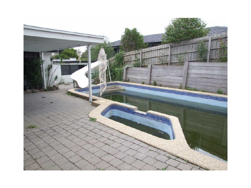 7 Hughes Close, Endeavour Hills VIC 3802