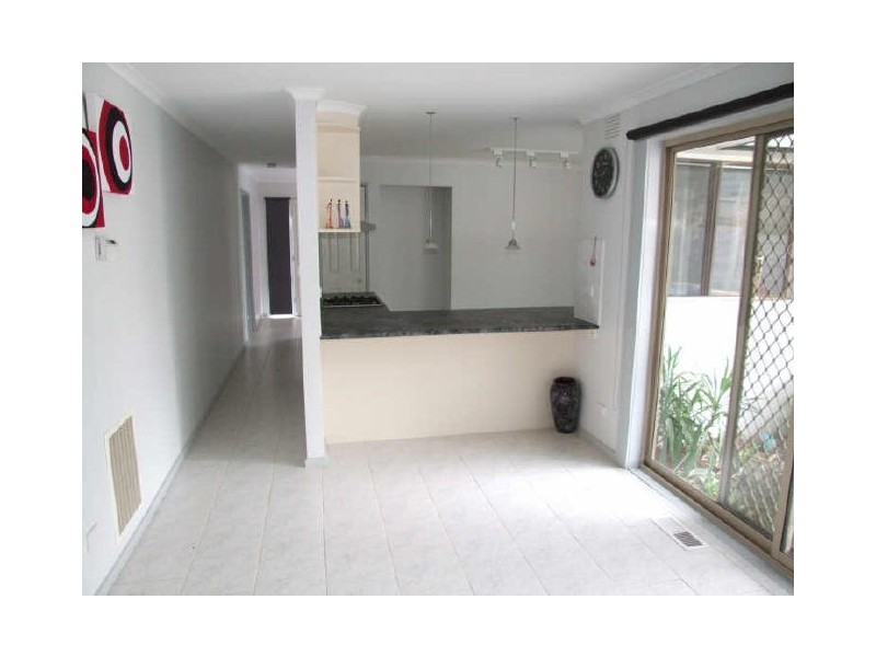 7 Hughes Close, Endeavour Hills VIC 3802