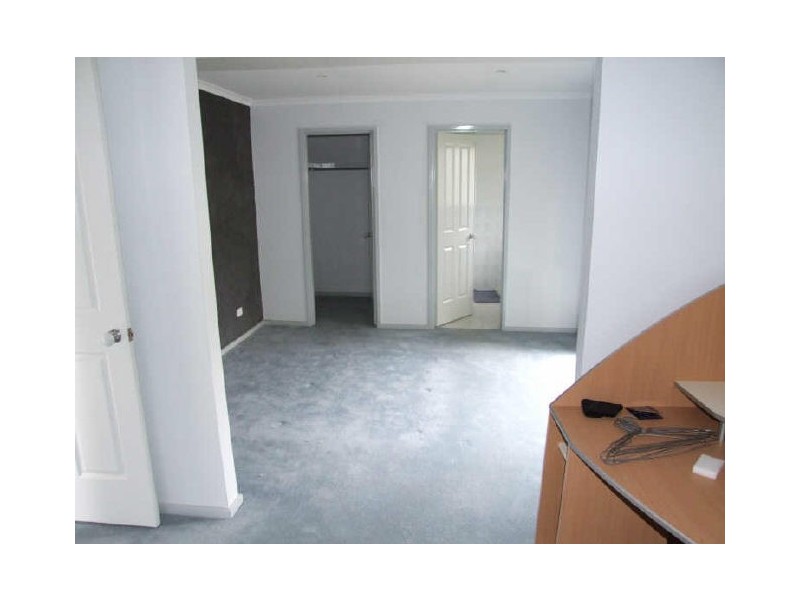 7 Hughes Close, Endeavour Hills VIC 3802