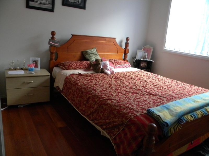 6 Hal Porter Terrace, Lynbrook VIC 3975