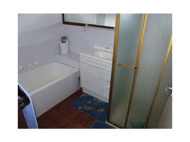 39 Chalcot Drive, Endeavour Hills VIC 3802