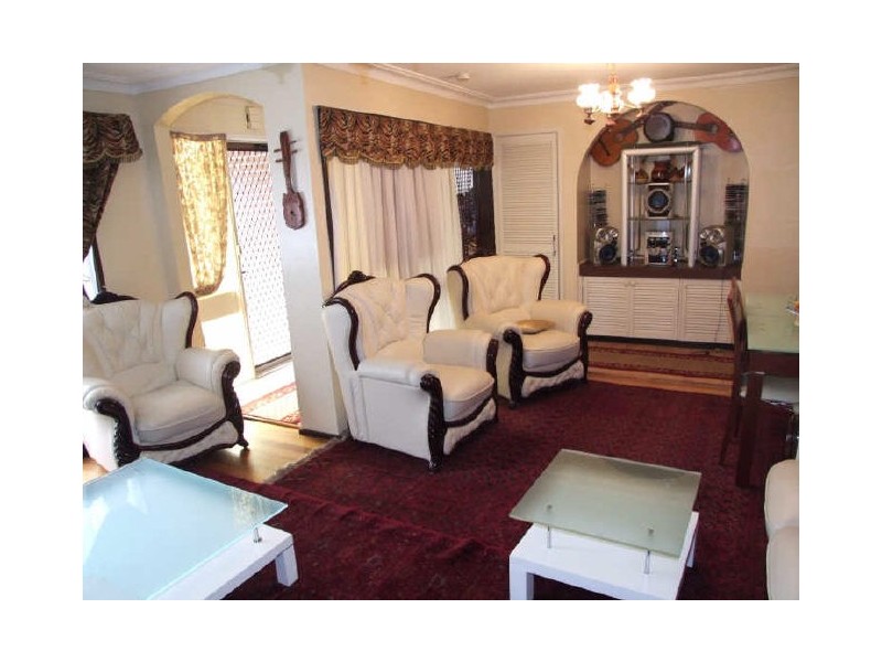 39 Chalcot Drive, Endeavour Hills VIC 3802