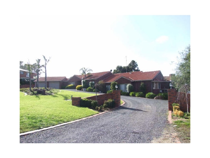 186-188 Hallam North Road, Narre Warren North VIC 3804