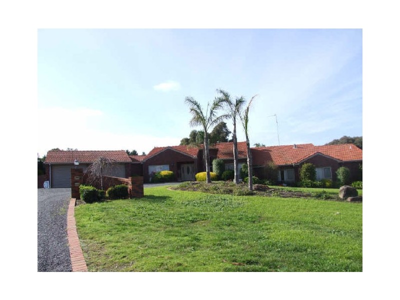 186-188 Hallam North Road, Narre Warren North VIC 3804