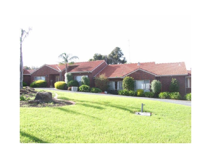 186-188 Hallam North Road, Narre Warren North VIC 3804