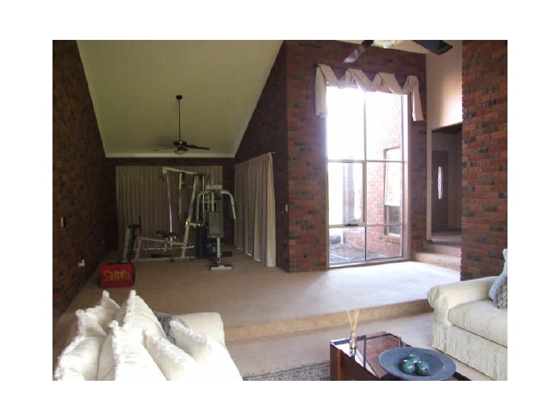 186-188 Hallam North Road, Narre Warren North VIC 3804