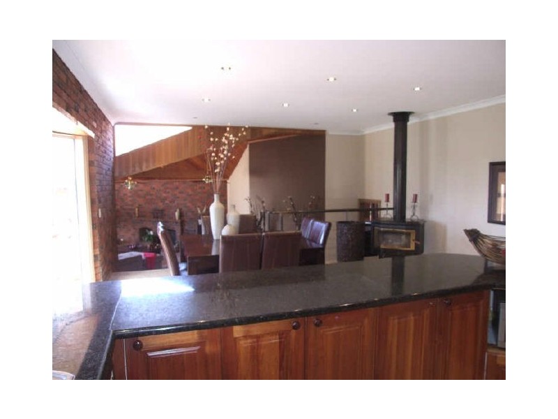 186-188 Hallam North Road, Narre Warren North VIC 3804