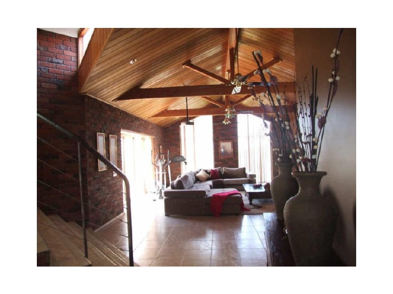 186-188 Hallam North Road, Narre Warren North VIC 3804