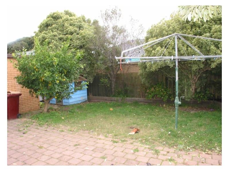 4 Lipton Drive, Dandenong North VIC 3175