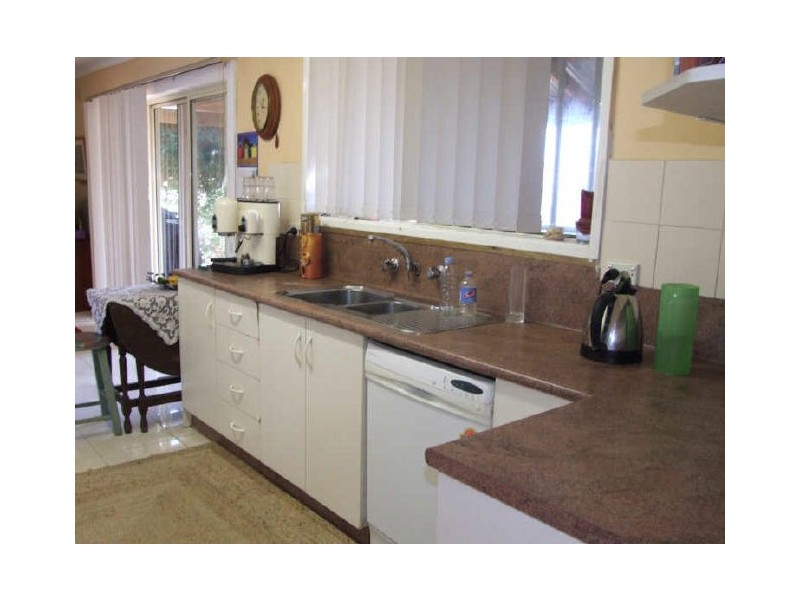 3 Sorbus Close, Endeavour Hills VIC 3802