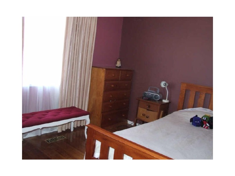 3 Sorbus Close, Endeavour Hills VIC 3802