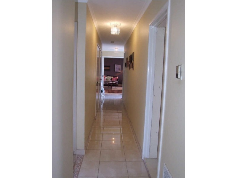 3 Sorbus Close, Endeavour Hills VIC 3802