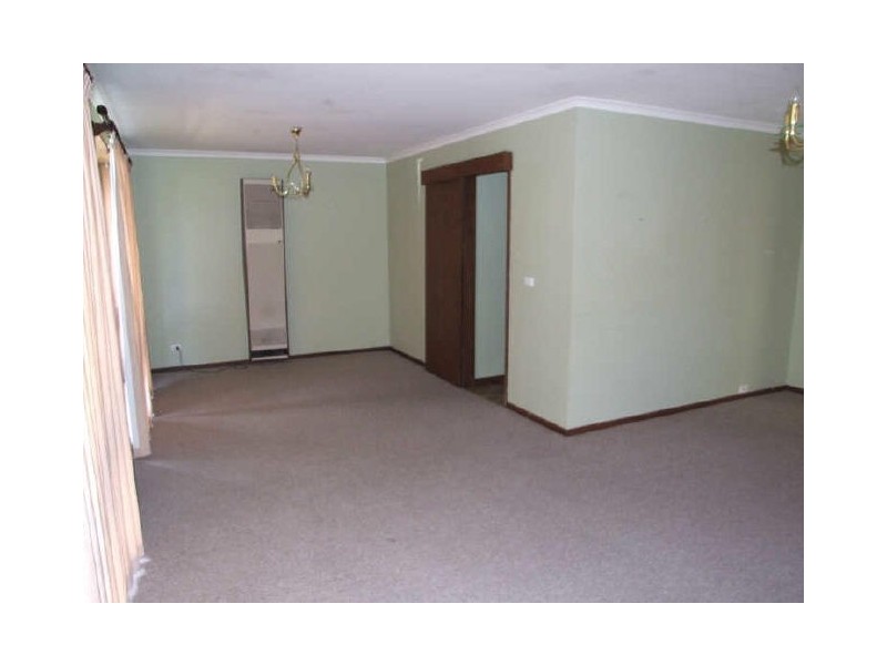 98 Somerset Drive, Dandenong North VIC 3175