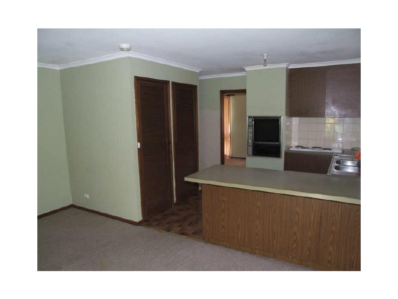 98 Somerset Drive, Dandenong North VIC 3175