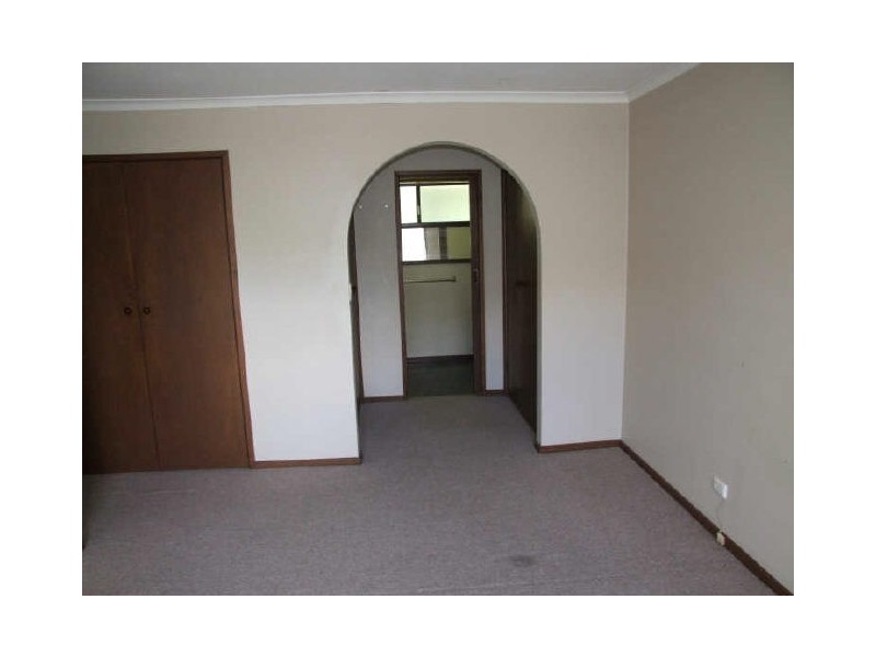 98 Somerset Drive, Dandenong North VIC 3175