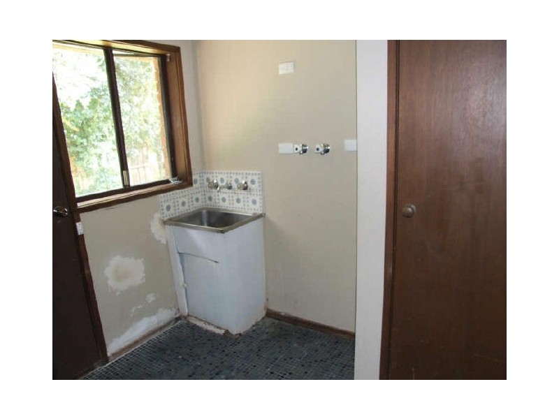 98 Somerset Drive, Dandenong North VIC 3175