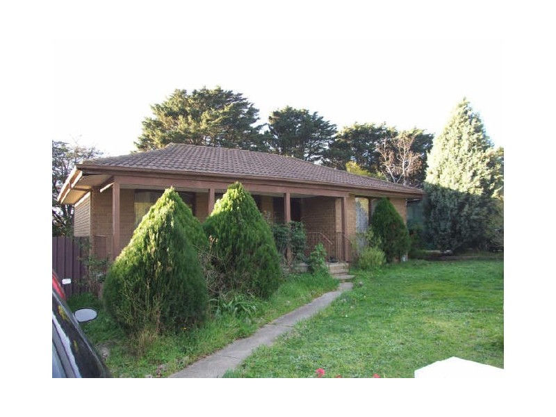 17 Leigh Court, Doveton VIC 3177