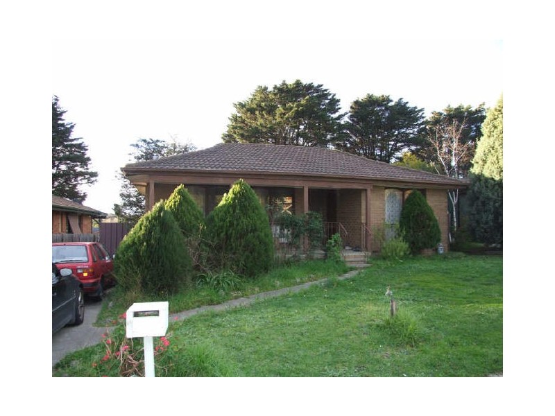 17 Leigh Court, Doveton VIC 3177