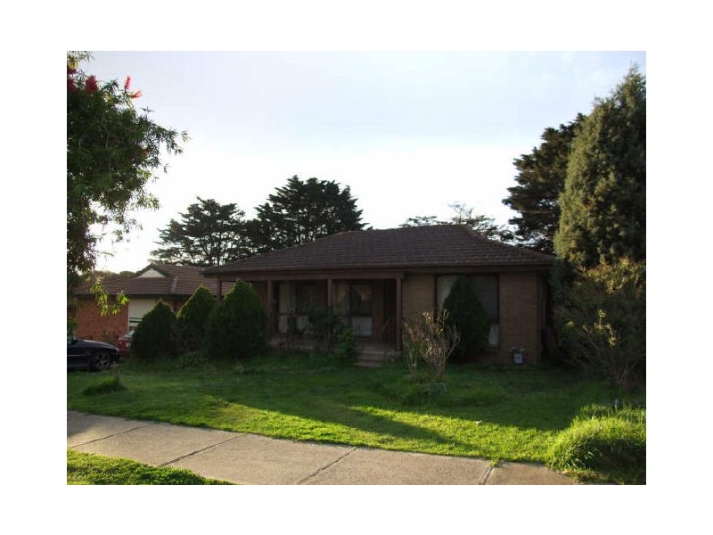 17 Leigh Court, Doveton VIC 3177