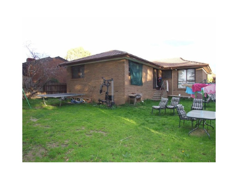 17 Leigh Court, Doveton VIC 3177