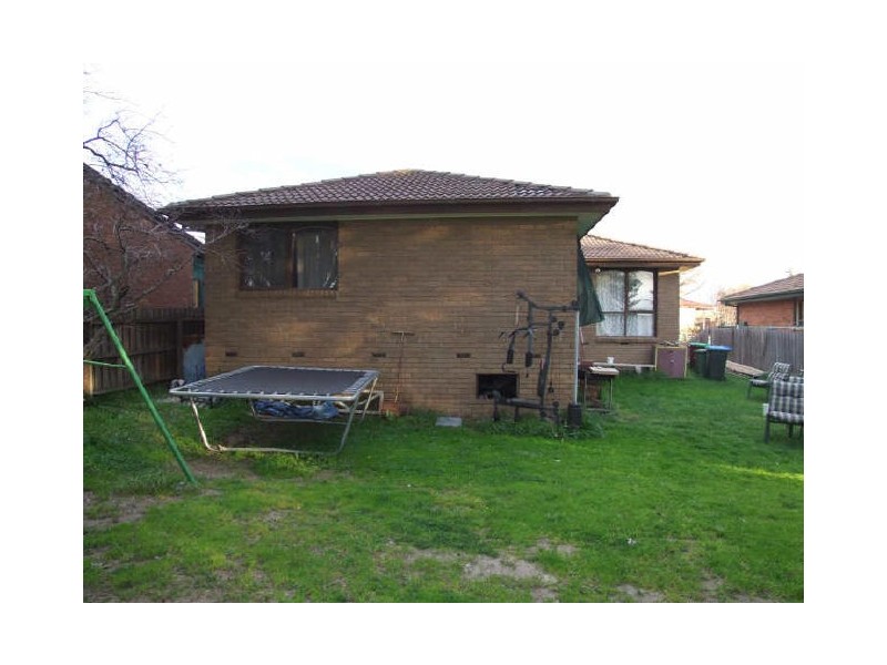 17 Leigh Court, Doveton VIC 3177