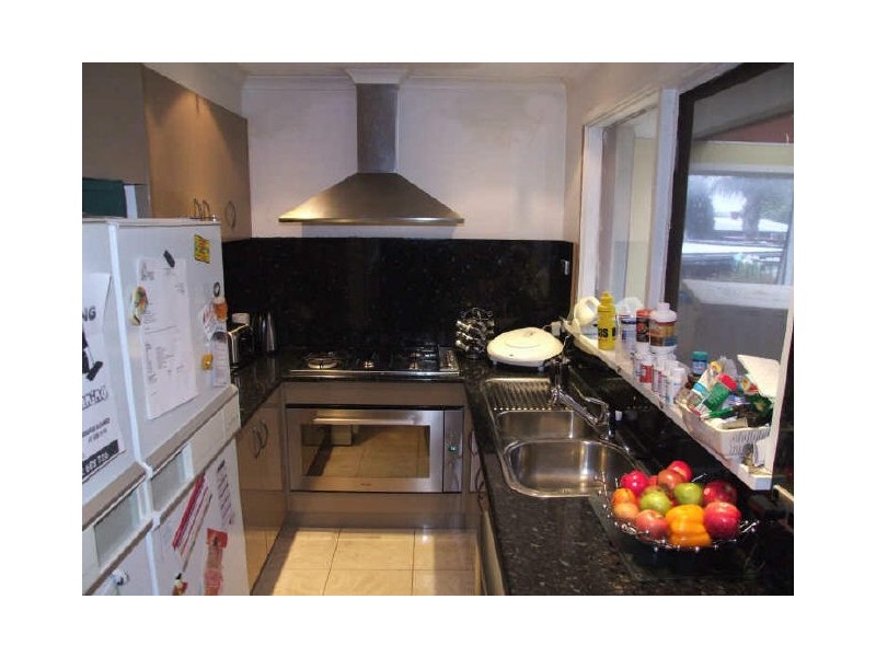 21 Crossdale Rise, Endeavour Hills VIC 3802