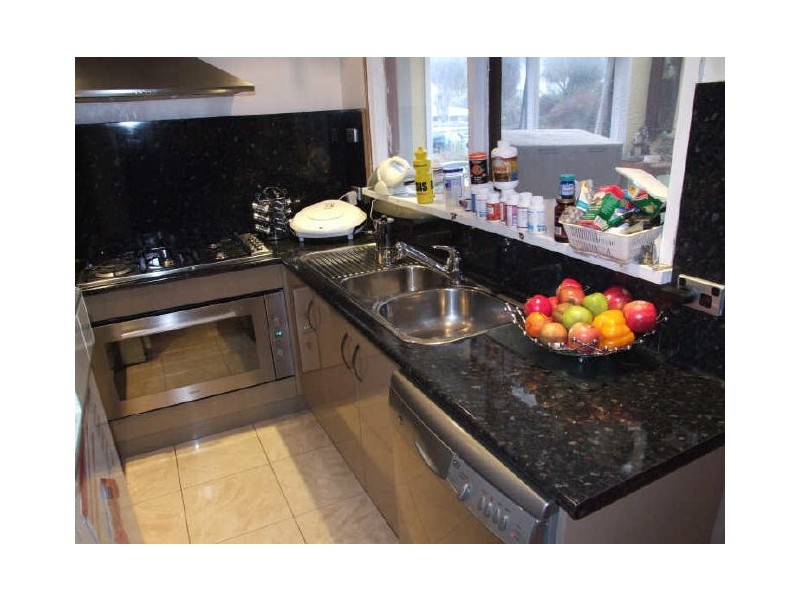 21 Crossdale Rise, Endeavour Hills VIC 3802